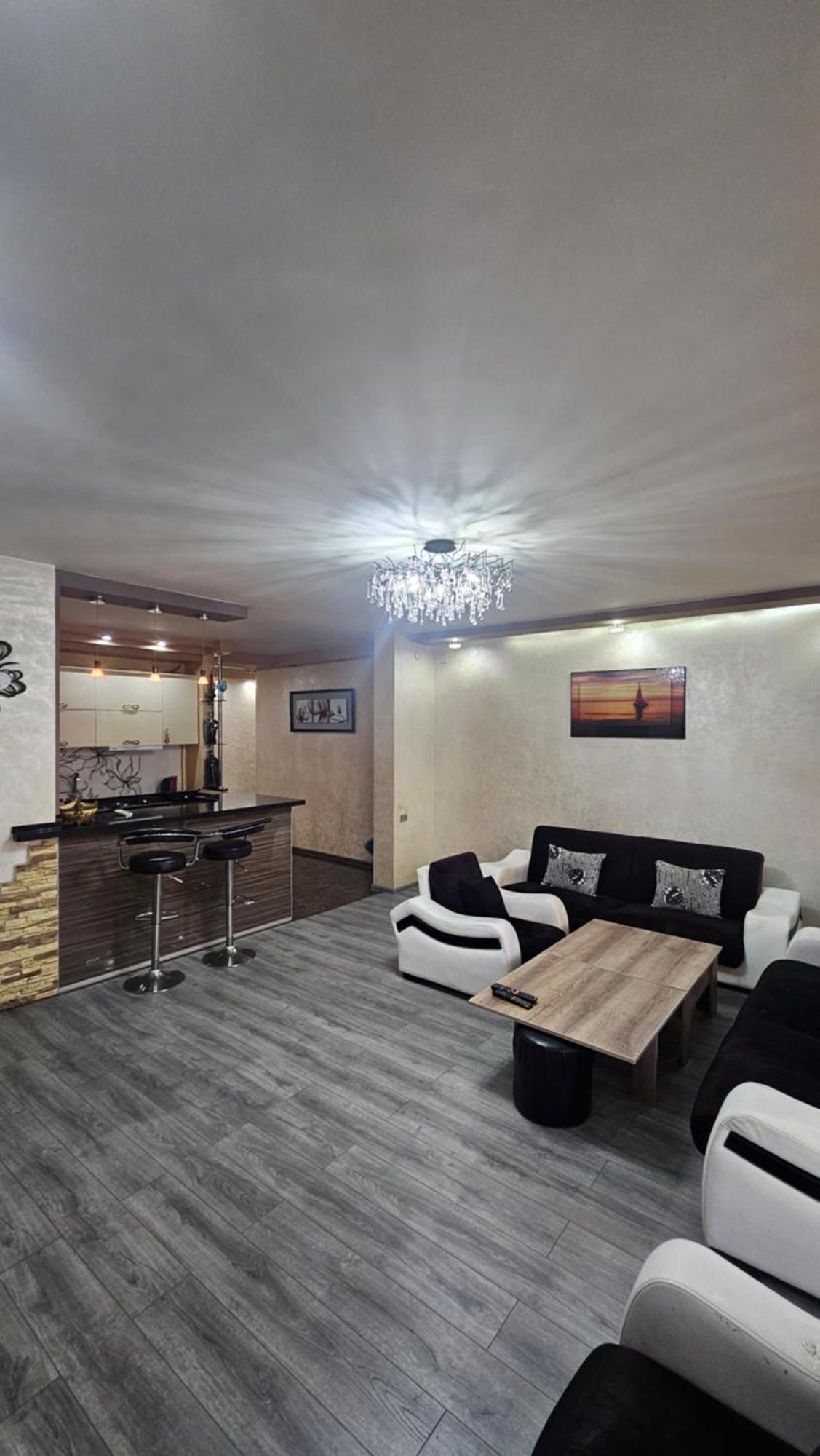 Apartamento Nukri-2017 Batumi Habitación foto